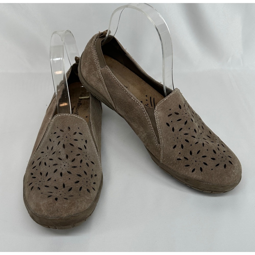 Earth Origins Slip On Shoes Women 8 Brown Suede Laser Cut Floral Comfort Flats